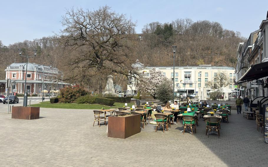 Place Royal on a sunny day